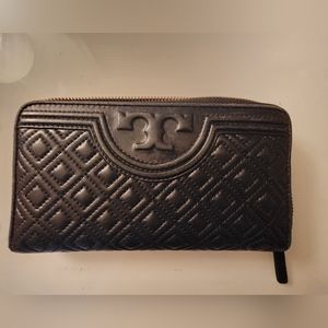 Tory Burch Black Fleming Zip Continental Wallet